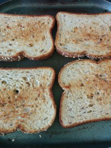 Spinach corn sandwich